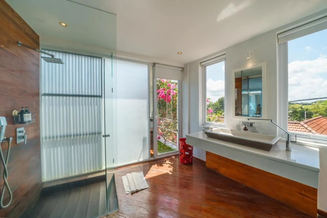 Villa Tykhe Seminyak Indonesien